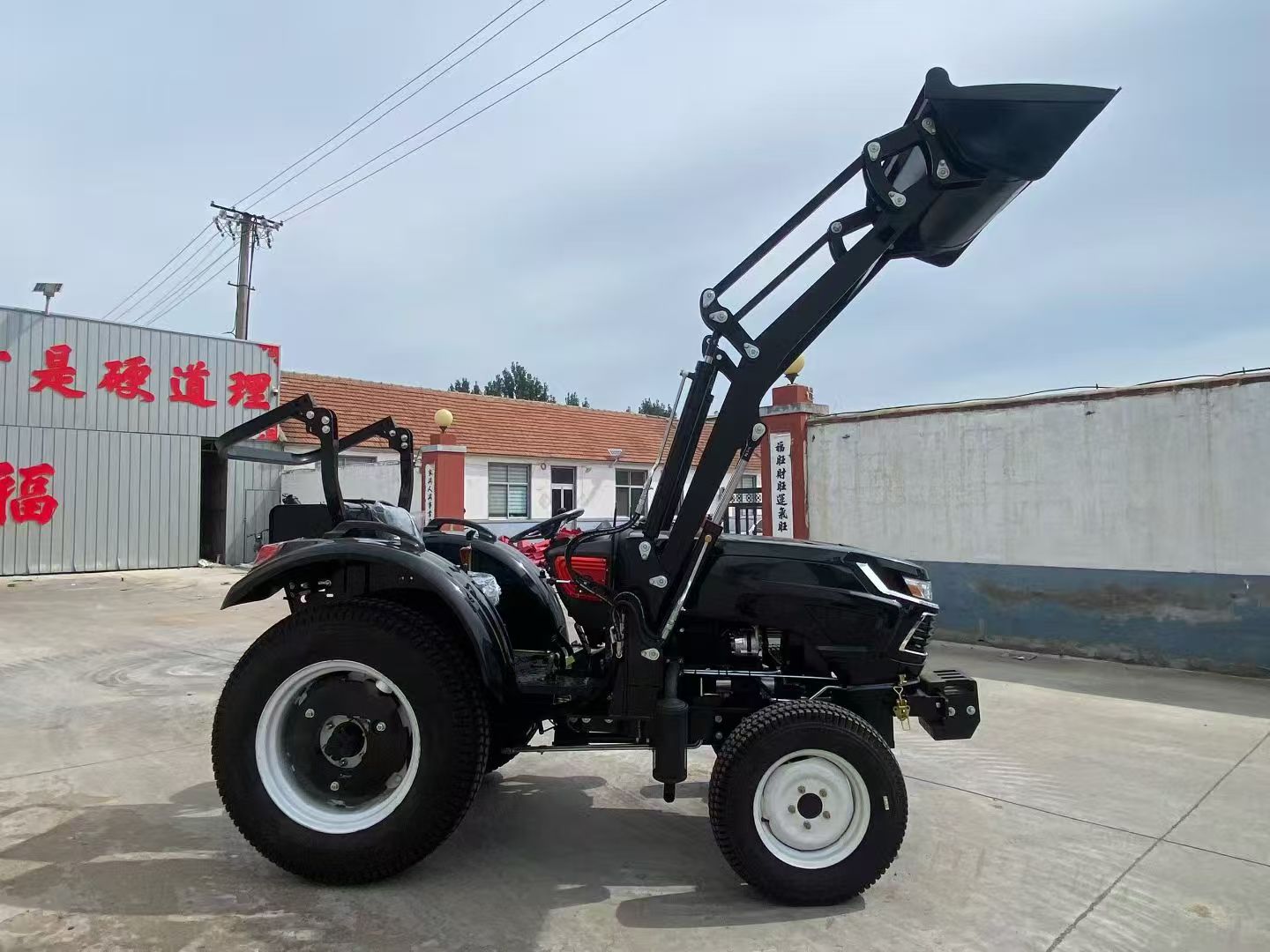 Trattore Agricolo 4WD da 50-80 - Farming Africa recensione e prezzo